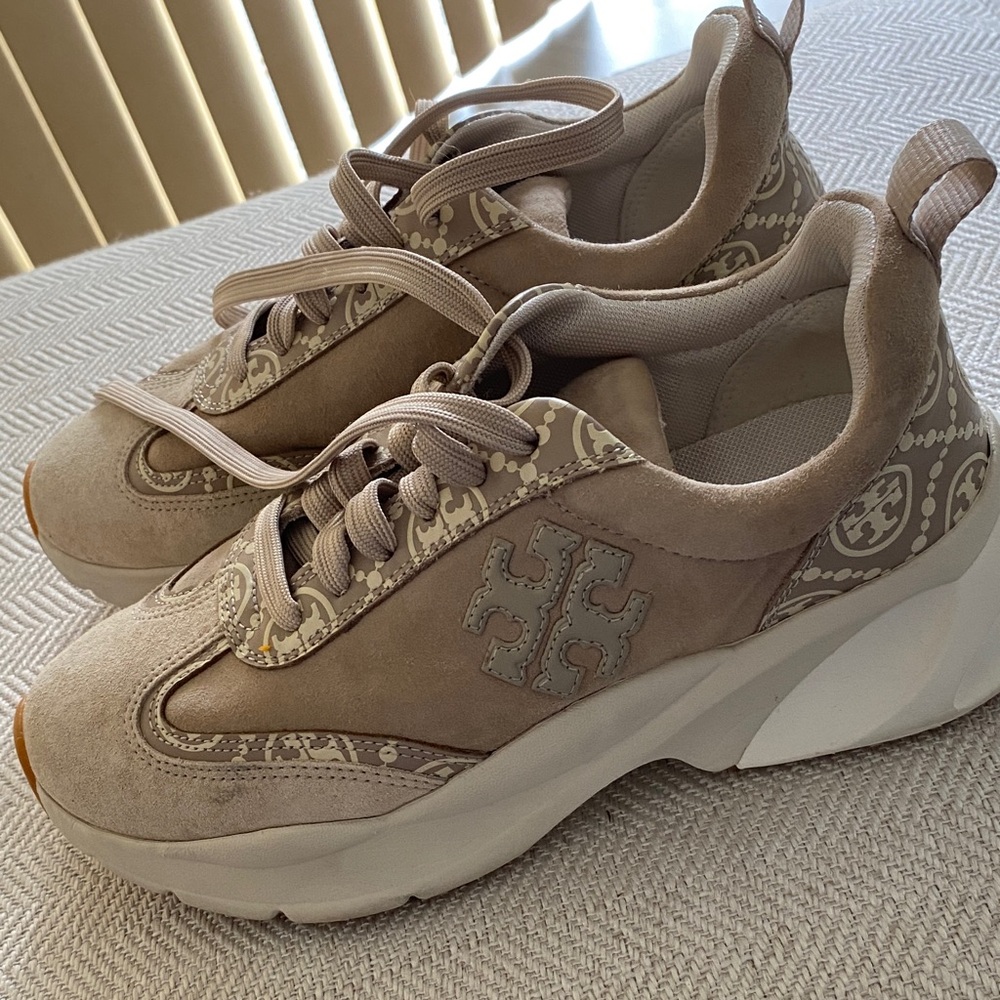 Tory Burch Taupe Suede Logo-Trim Platform Sneakers - Picture 5 of 8